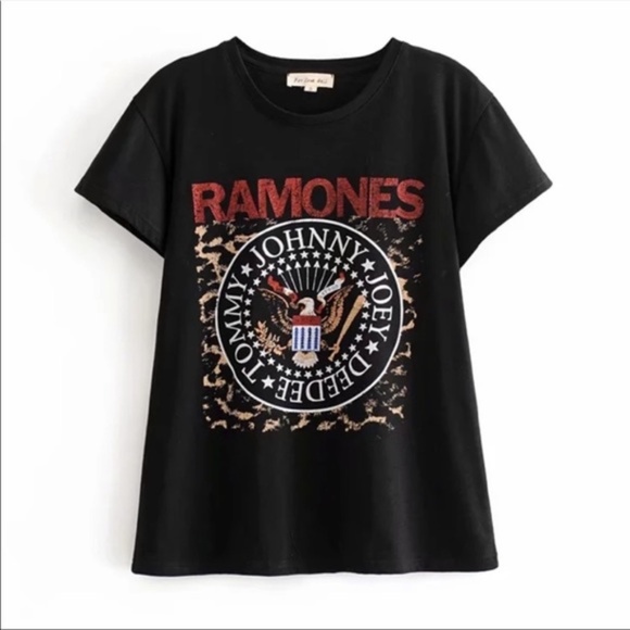 Black Ramones band Leopard Print Graphic TEe - Picture 7 of 7